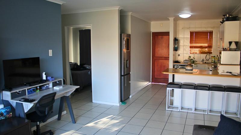 To Let 2 Bedroom Property for Rent in Sonstraal Heights Western Cape